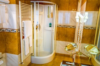 Hotel bagno 2.jpg